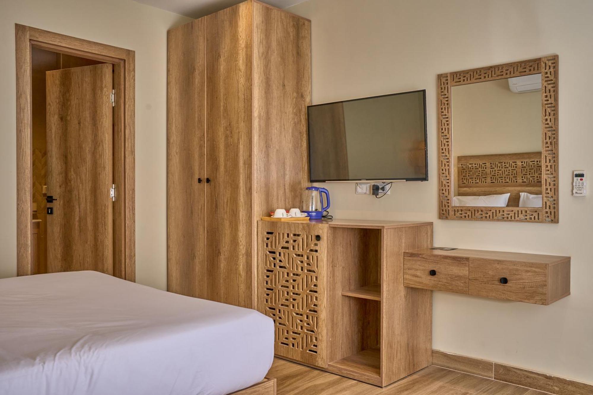 Lotus Inn Kafrat al Jabal Екстер'єр фото