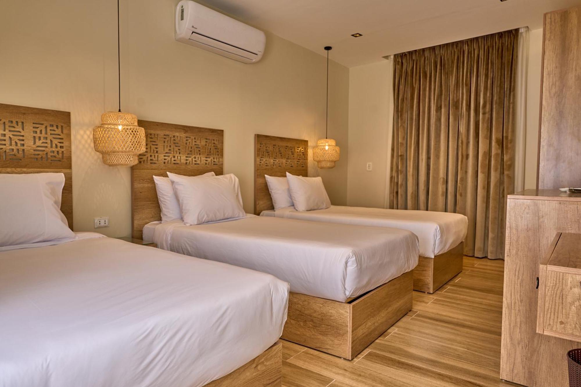 Lotus Inn Kafrat al Jabal Екстер'єр фото